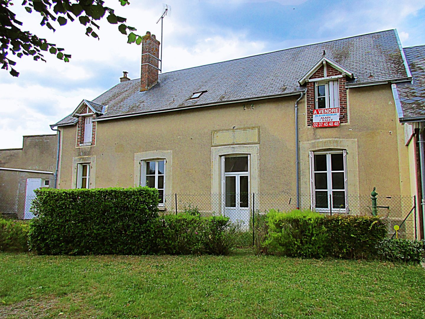 5 MIN CHATEAUDUN -  4 CHAMBRES