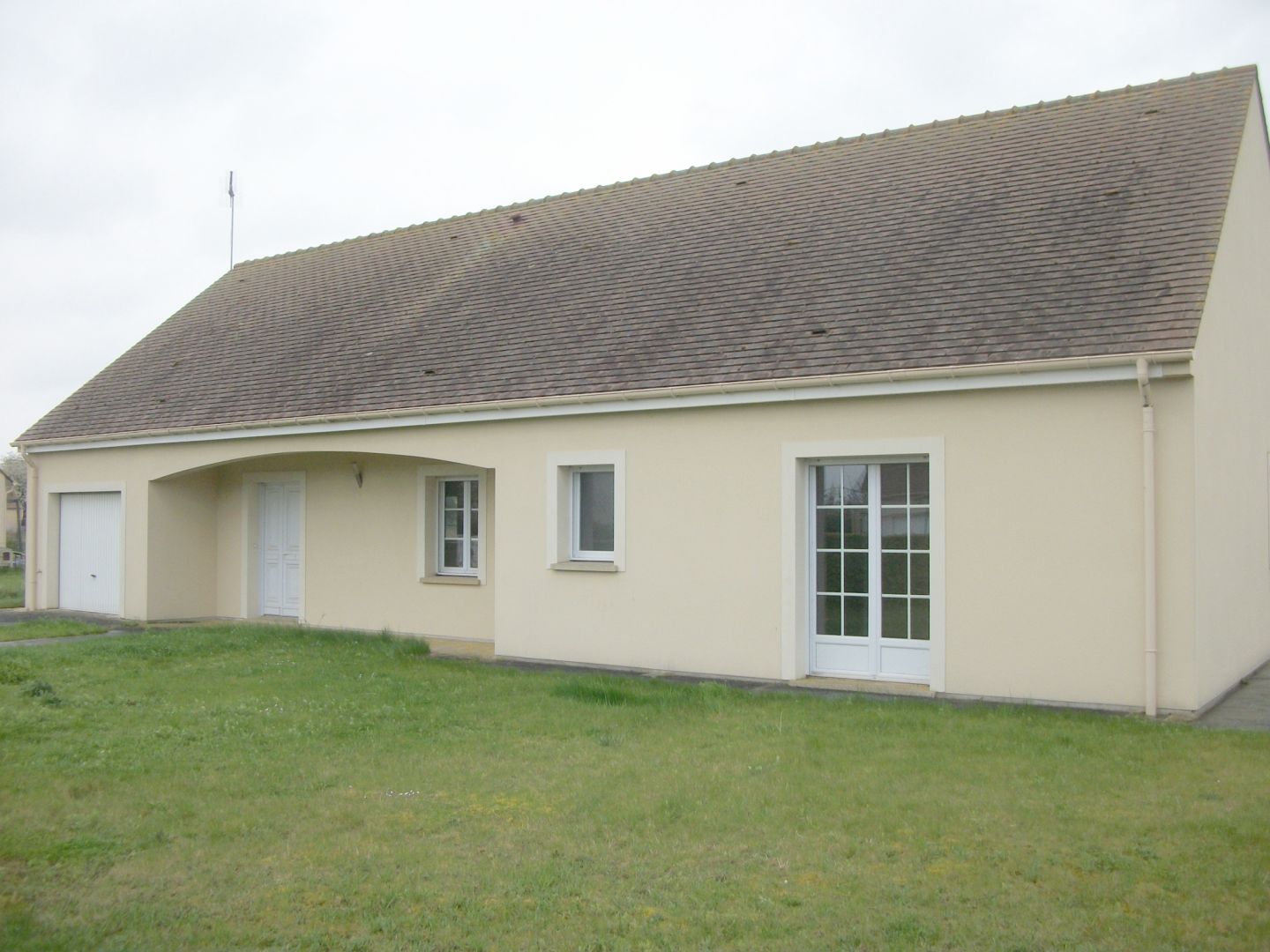 TRIZAY LES BONNEVAL - PLAIN PIED
