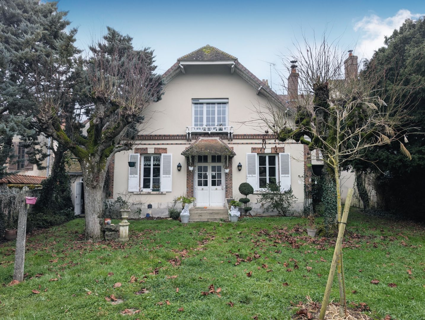 CENTRE VILLE CLOYES - BORD DE LOIR