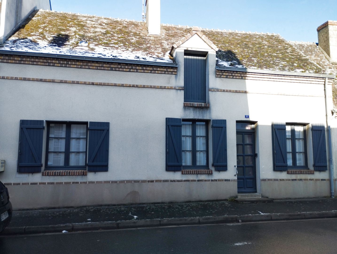 Ouest Cloyes - Ville avec commerces