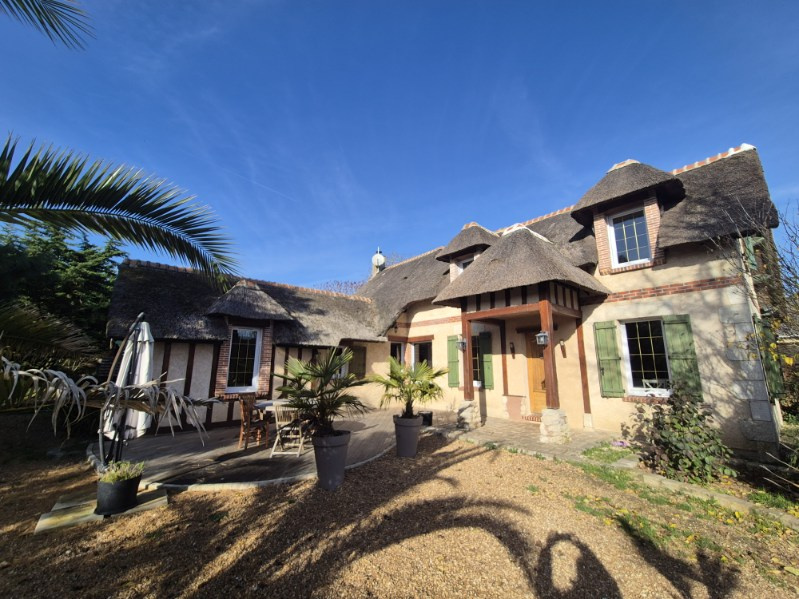 Chaumi\u00e8re de charme \u00e0 5 mins de Bonneval