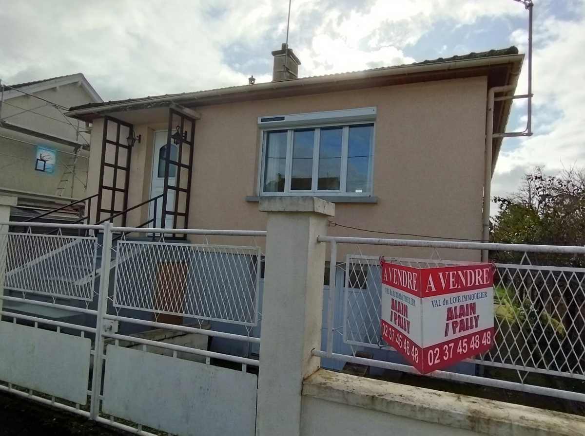 Charmante maison avec jardin   Quartier calme � Ch�teaudun