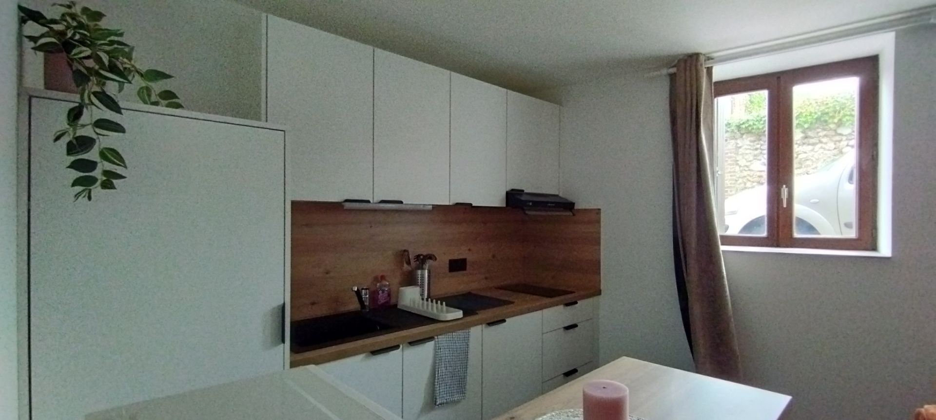 CLOYES SUR LE LOIR - STUDIO MEUBLE